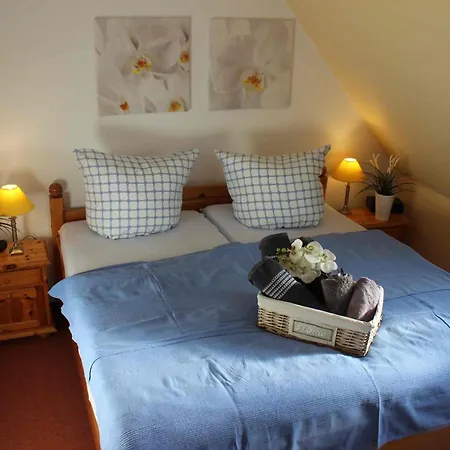 Spacious House In Sylt-ost, Garden *